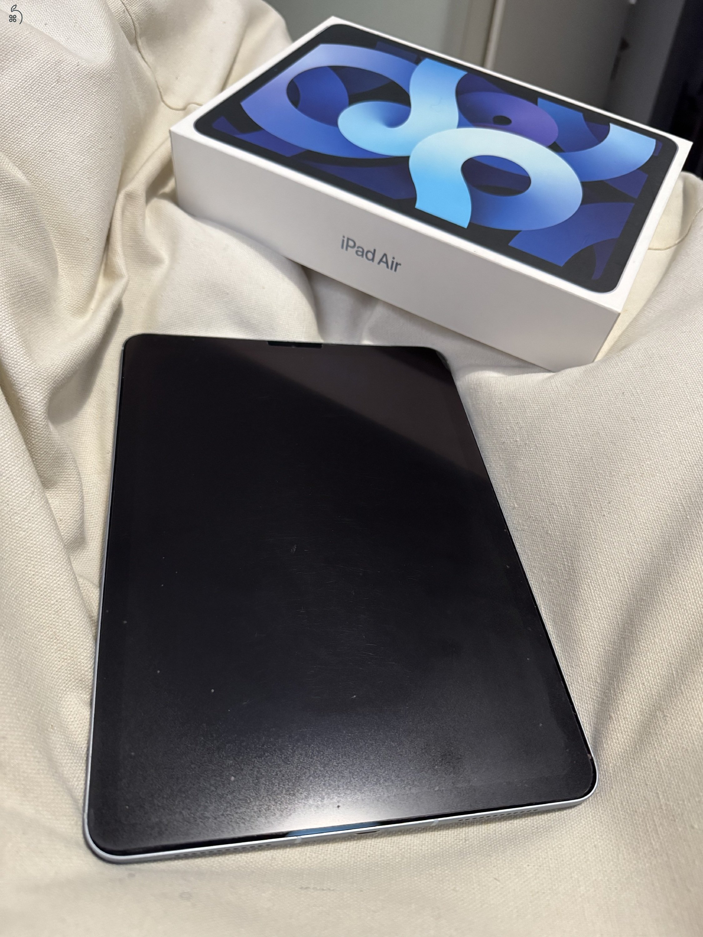 Apple iPad Air 4. generációs Wi-Fi + Cell 64 GB Sky Blue + Apple Pencil 2. generációs + ajándék fekete Spigen tok