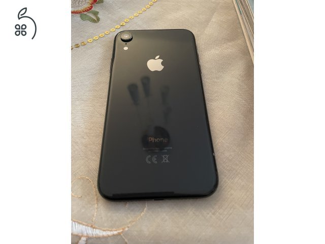 iPhone XR, fekete, 128GB-os, független
