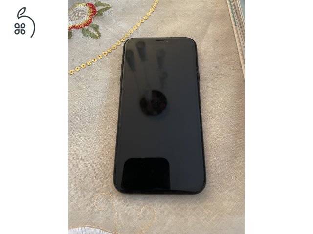 iPhone XR, fekete, 128GB-os, független