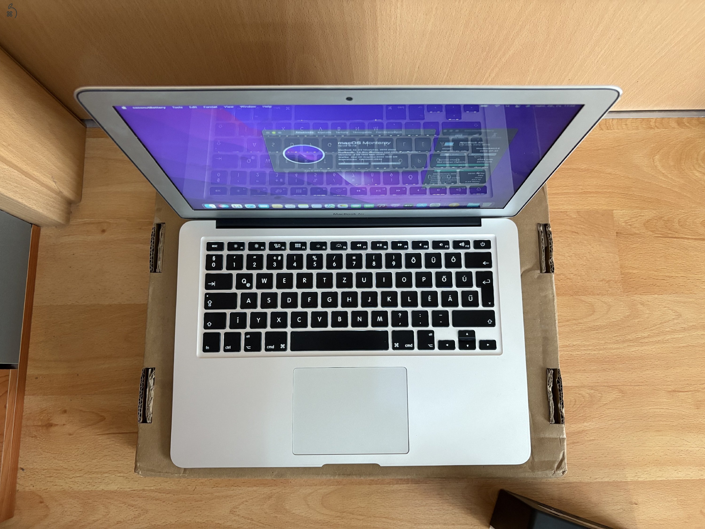 2015 MacBook Air 13 / i5 / 4GB / 128GB SSD / Magyar / 92% Aksival Eladó ! ! !