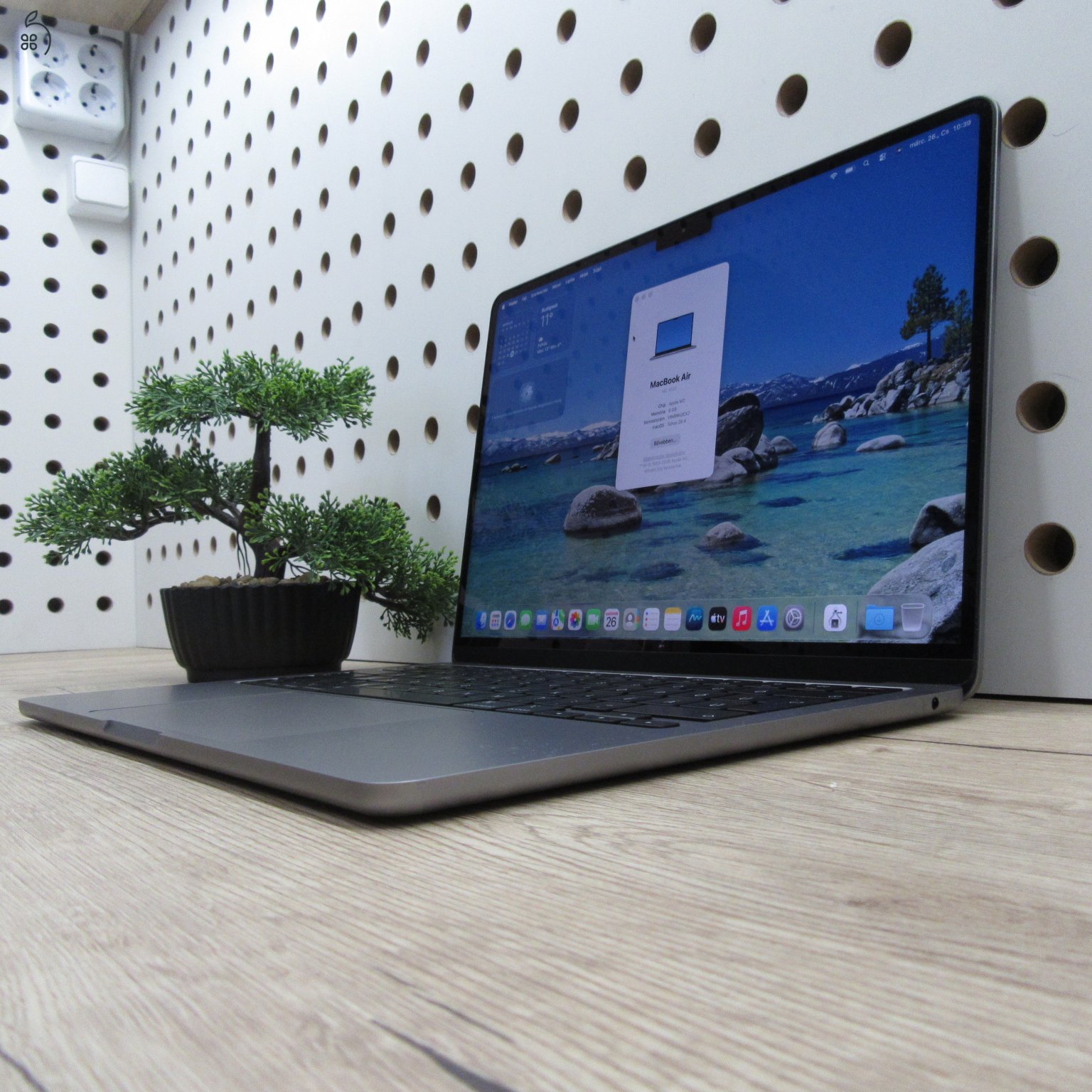 Apple MacBook Air 13 M2 (2022) 8GB/512GB SSD - Szép állapot - 99% akkumulátor, 53 ciklus