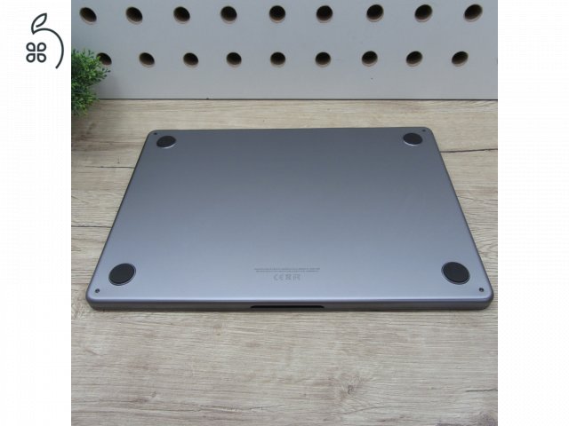 Apple MacBook Air 13 M2 (2022) 8GB/512GB SSD - Szép állapot - 99% akkumulátor, 53 ciklus