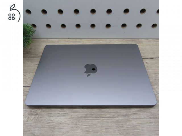 Apple MacBook Air 13 M2 (2022) 8GB/512GB SSD - Szép állapot - 99% akkumulátor, 53 ciklus