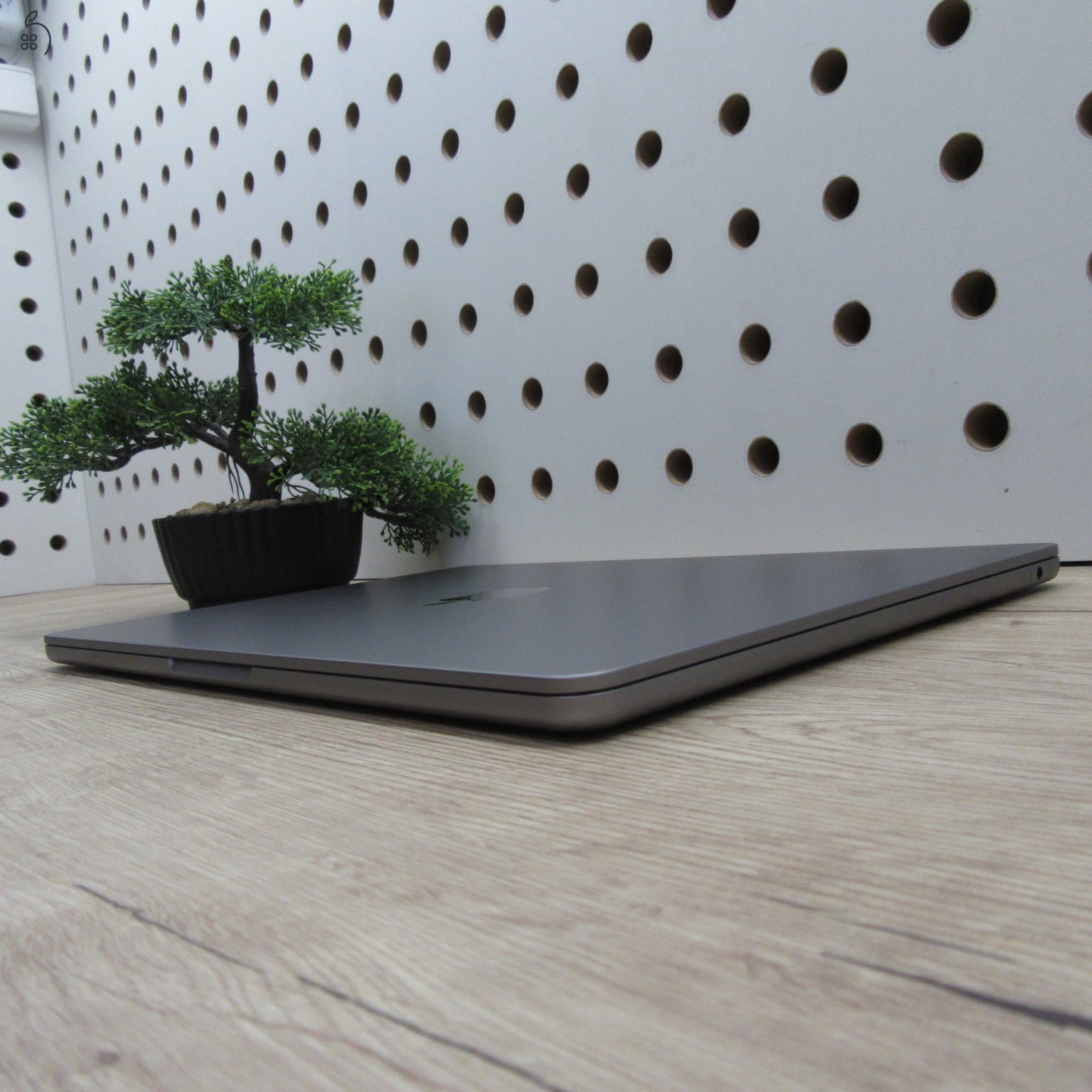 Apple MacBook Air 13 M2 (2022) 8GB/512GB SSD - Szép állapot - 99% akkumulátor, 53 ciklus