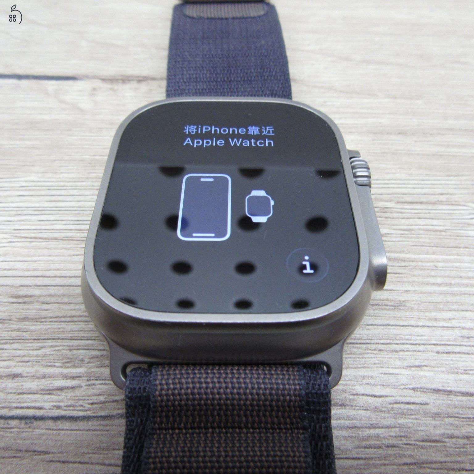 Apple Watch Ultra 2 49mm Titanium Zafír üveg Megkímélt állapot (2026.12.18-ig garancia)