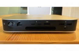 Mac mini M2 & Magic Keyboard 