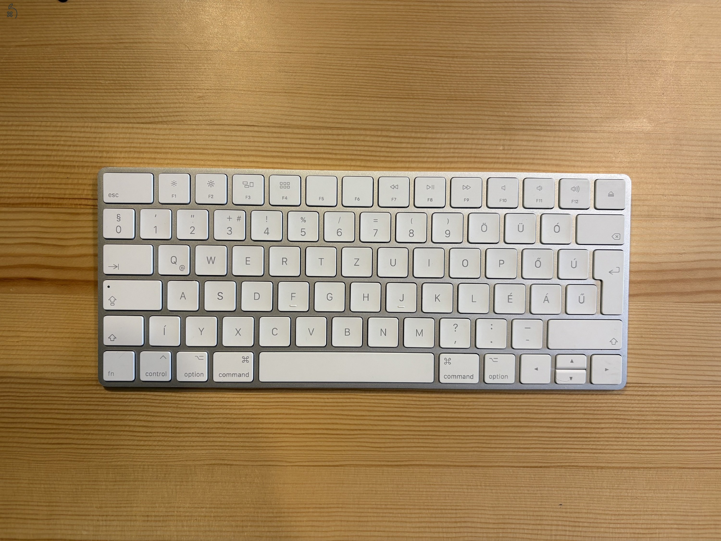 Mac mini M2 & Magic Keyboard 