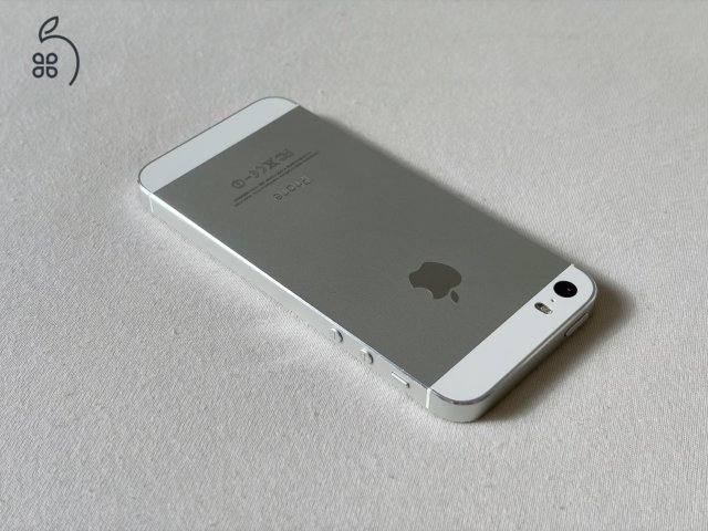 iPhone 5s 16GB ezüst, ÚJSZERŰ állapotban, eredeti kiegészítőkkel | KIVÁLÓ állapot!