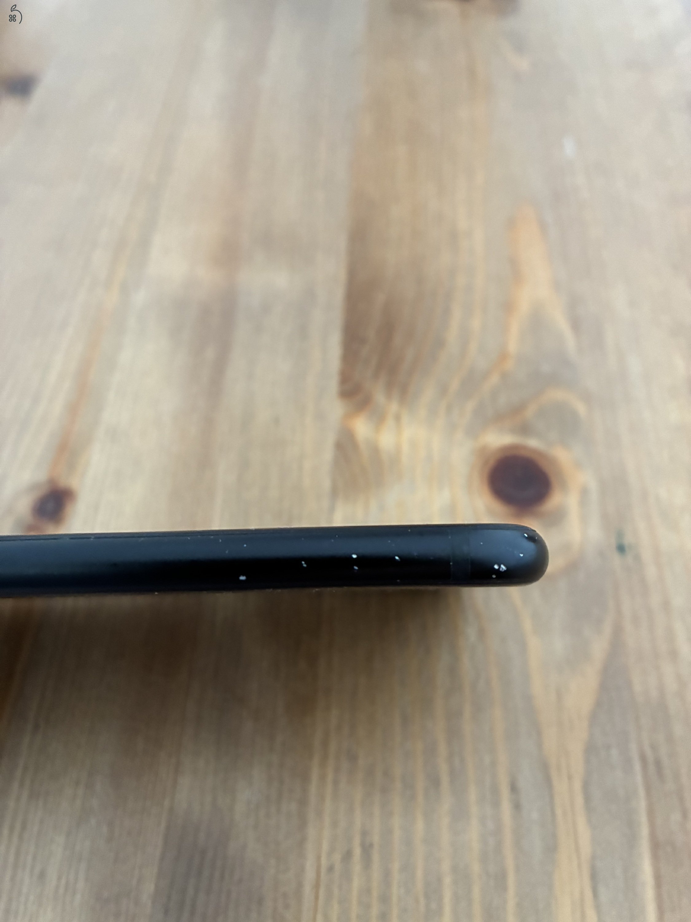 Használt iPhone SE 3 (2022)