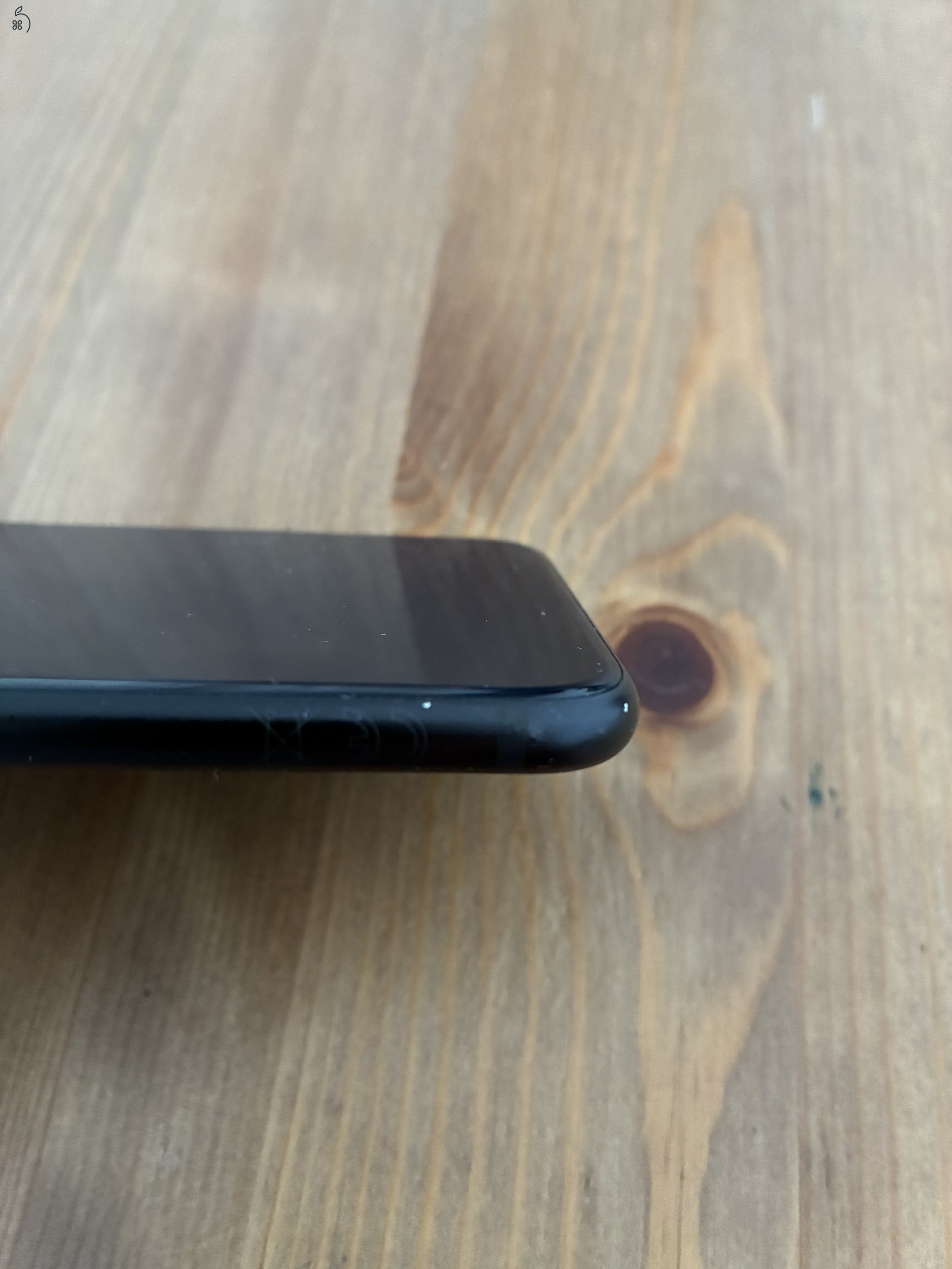 Használt iPhone SE 3 (2022)