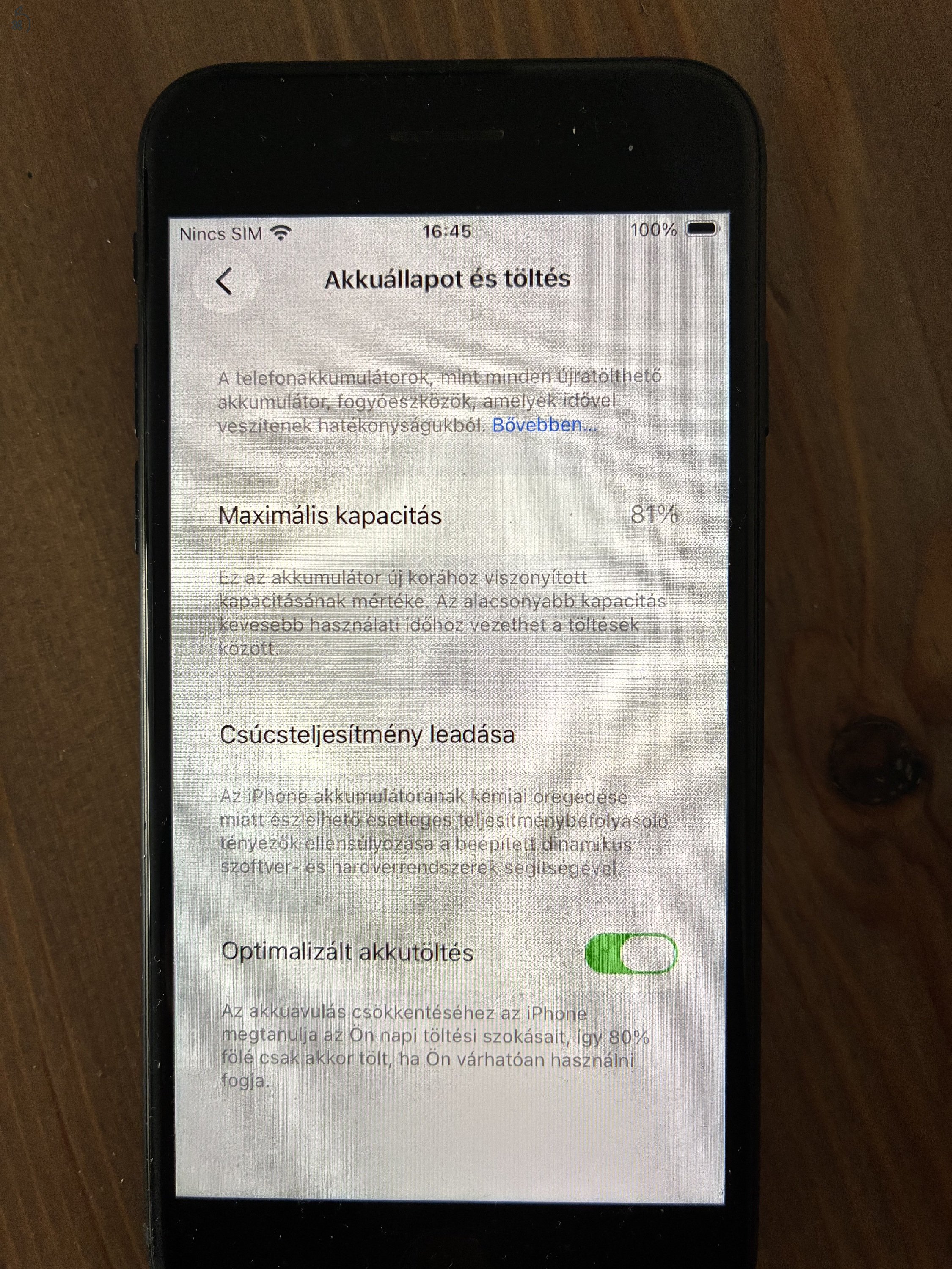 Használt iPhone SE 3 (2022)