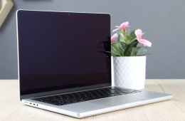 Apple Macbook Pro 14