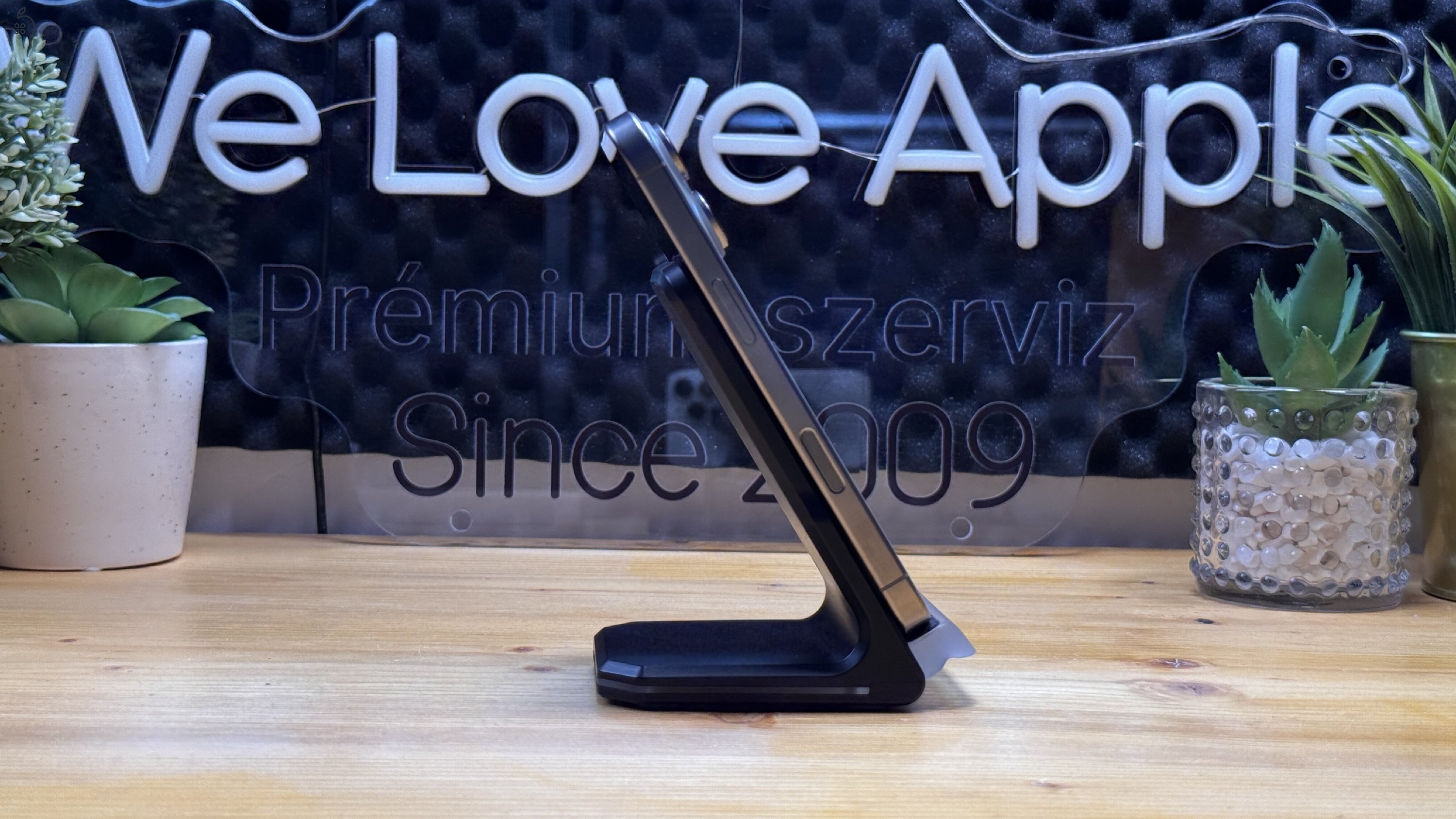  iPhone 16 Pro 256GB Natúr Titán, Független - 1ÉV Garancia, Számla 