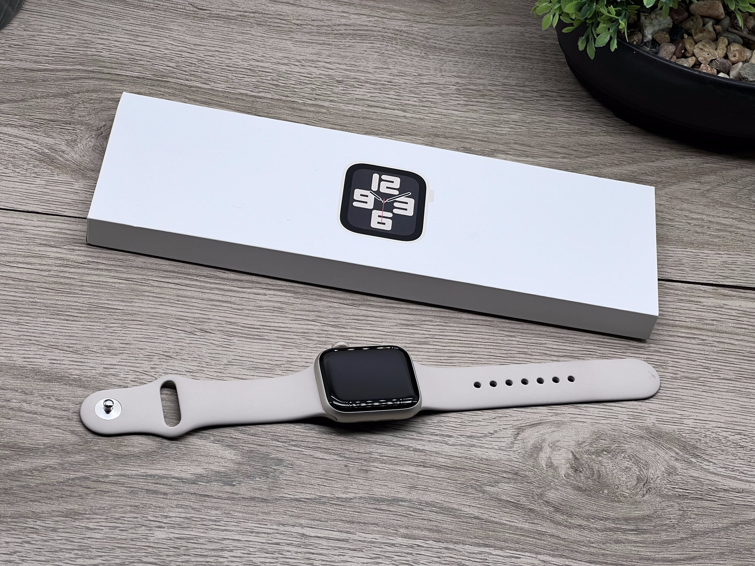 Apple Watch  SE2 Starlight 40mm 2 ÉV Garanciával 99%