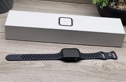 Apple Watch  S7 Green 45mm 2 ÉV Garanciával