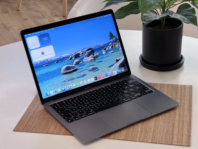 MacBook Air 2020 M1 13”256GB 8GB2 ÉV Garanciával