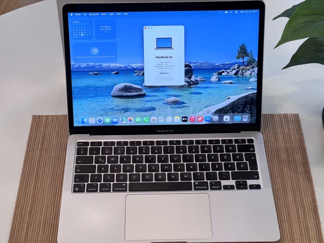 MacBook Air 2020 M1 13” 256GB 8GB 2 ÉV Garanciával