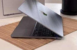 Hibátlan MacBook Air 2022 M2 13” 256GB 8GB 2 ÉV Garanciával