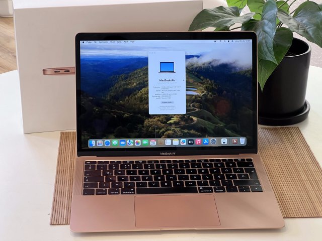 MacBook Air 2018 i5 13”128GB 8GB 2 ÉV Garanciával 90%