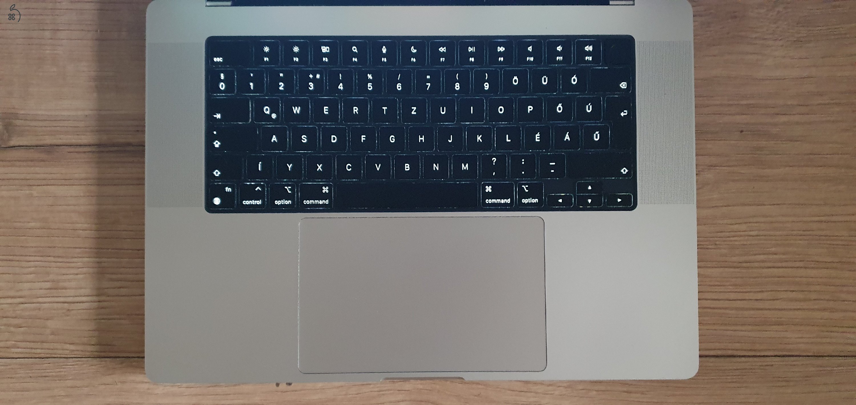 Apple MacBook Pro 16 M3 Pro 2023 18 GB RAM 500GB használt megkímélt