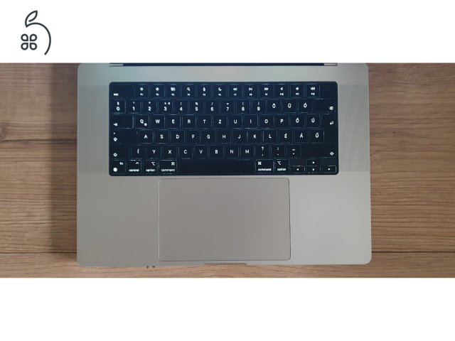 Apple MacBook Pro 16 M3 Pro 2023 18 GB RAM 500GB használt megkímélt