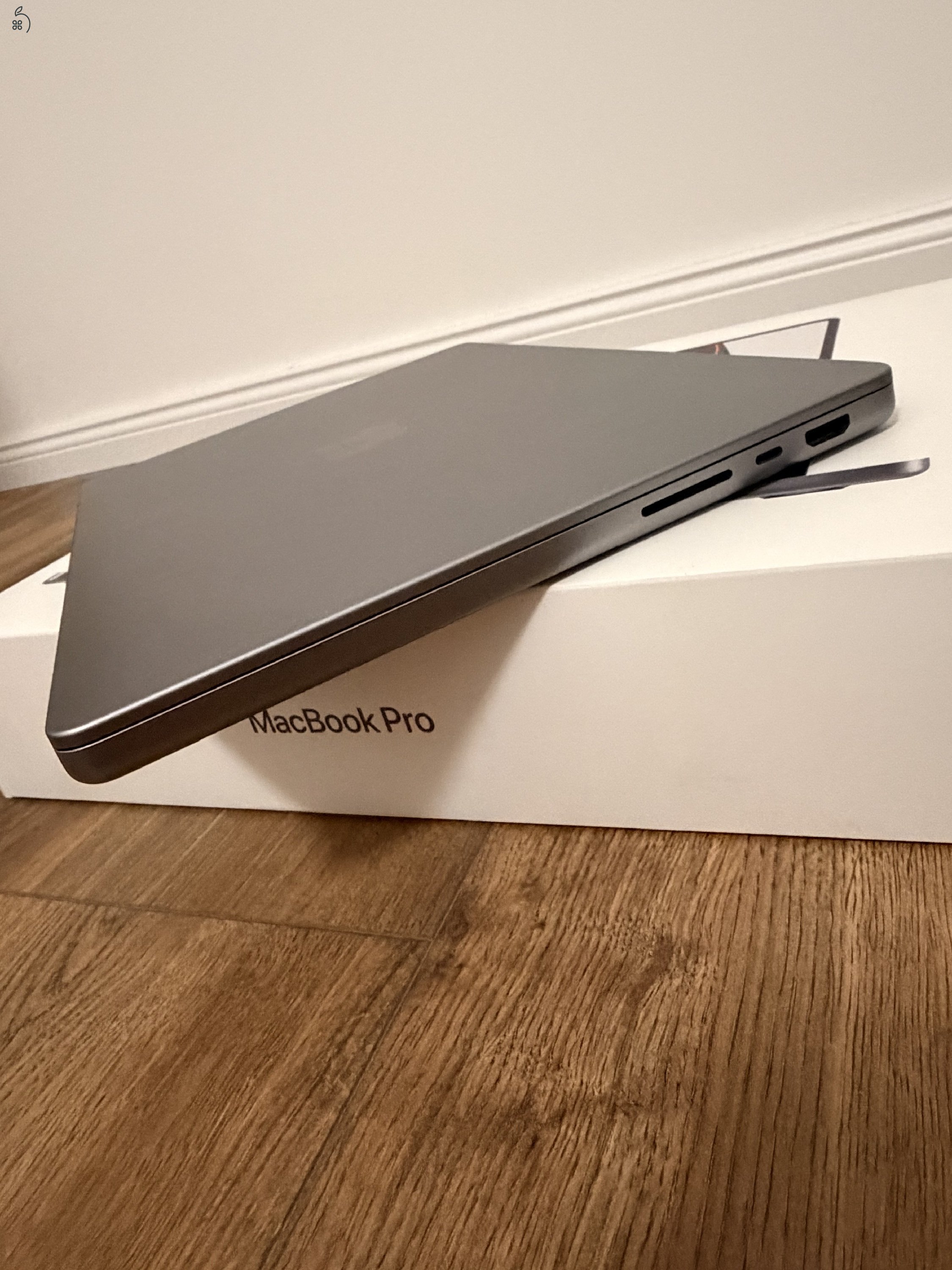 Apple MacBook Pro 14” (M1 Pro, 2021)