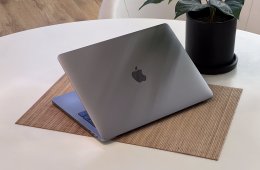 MacBook Pro 2017 i5 13”256GB 8GB  2 ÉV Garanciával