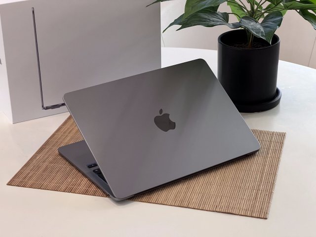 Hibátlan MacBook Air 2020 M2 13” 256GB 16GB 2 ÉV Garanciával 97%