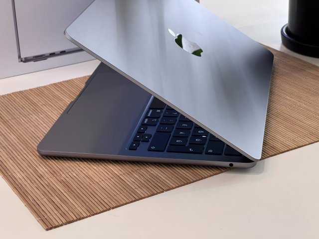 Hibátlan MacBook Air 2020 M2 13” 256GB 16GB 2 ÉV Garanciával 97%