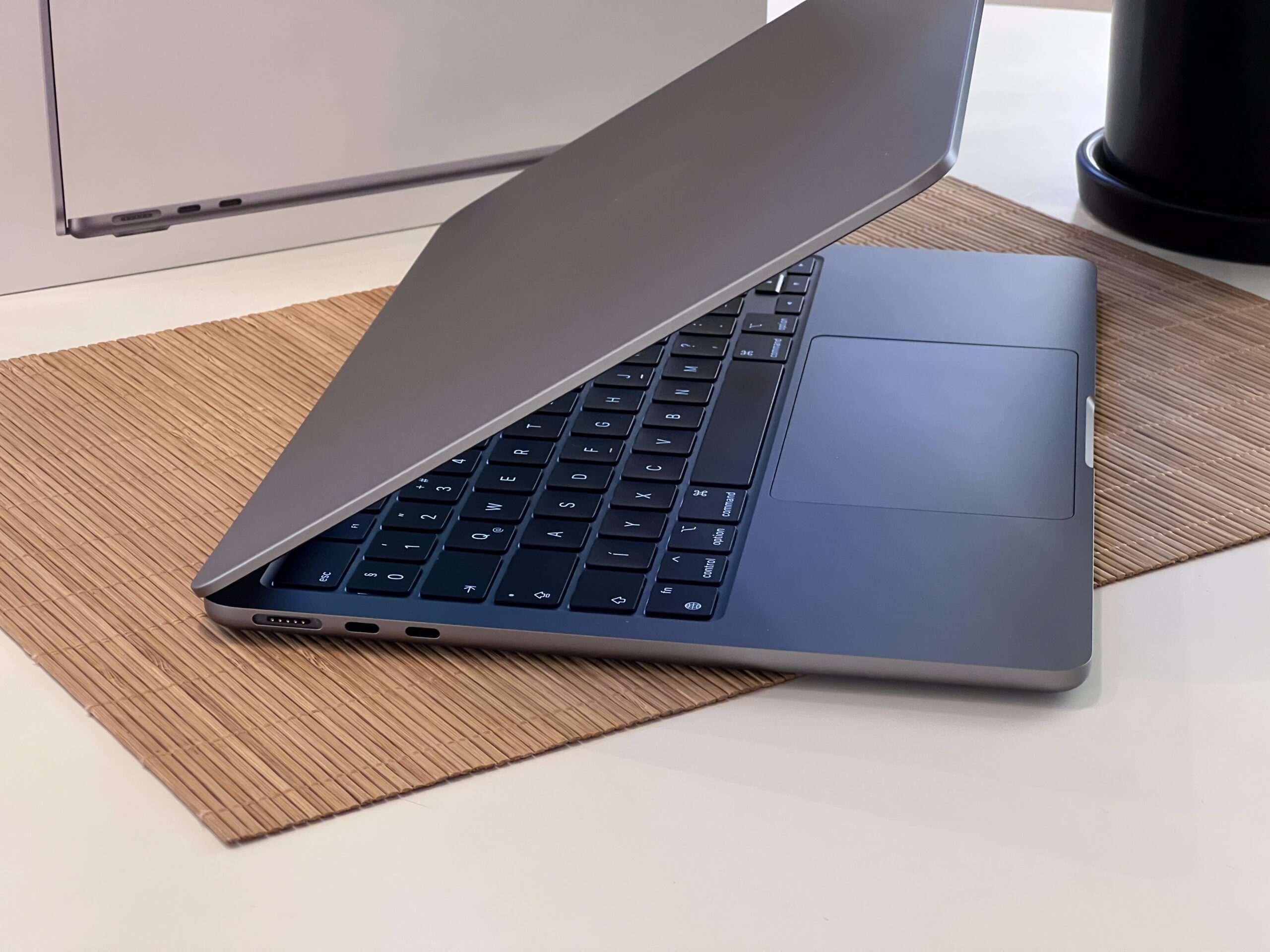 Hibátlan MacBook Air 2020 M2 13” 256GB 16GB 2 ÉV Garanciával 97%