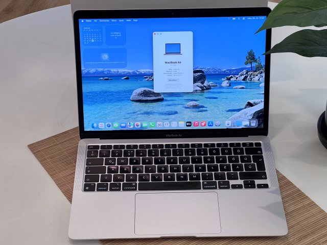 Hibátlan MacBook Air 2020 M1 13” 256GB 8GB 2 ÉV Garanciával