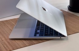 Hibátlan MacBook Air 2020 M1 13” 256GB 2 ÉV Garanciával