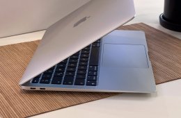 Hibátlan MacBook Air 2020 M1 13” 256GB 2 ÉV Garanciával