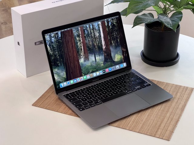 MacBook Air 2020 13” M1 512GB 8GB 2 ÉV Garanciával