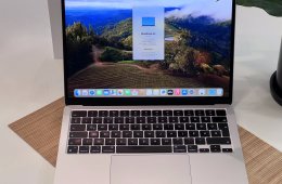 MacBook Air 2022 M2 13” 256GB 8GB 2 ÉV Garanciával