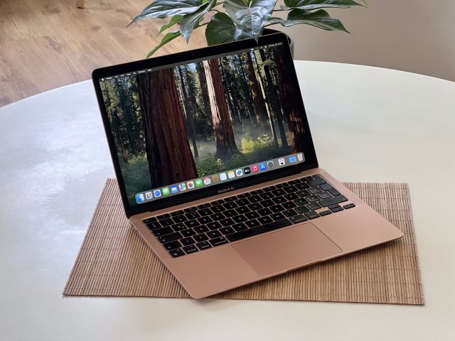 Hibátlan MacBook Air 2020 M1 13” 512GB 8GB 2 ÉV Garanciával