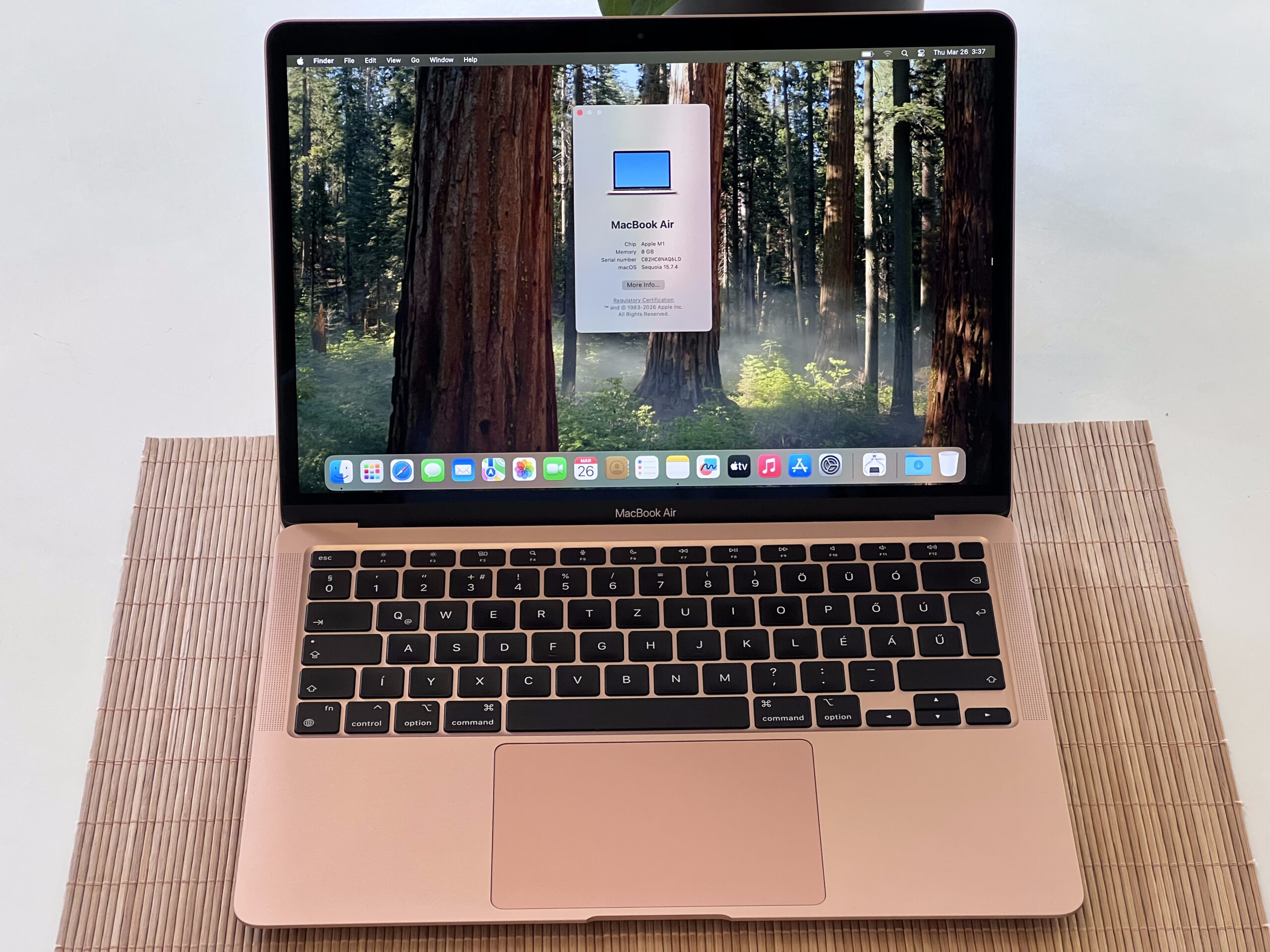 Hibátlan MacBook Air 2020 M1 13” 512GB 8GB 2 ÉV Garanciával
