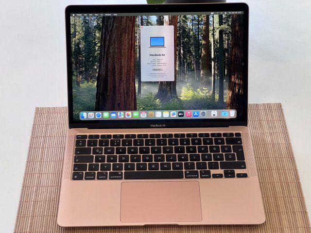 Hibátlan MacBook Air 2020 M1 13” 512GB 8GB 2 ÉV Garanciával