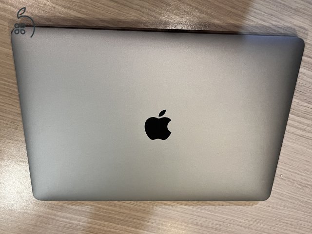 Apple MacBook Pro A1898 TouchBar
