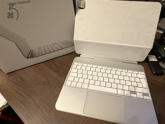 Apple Magic Keyboard iPad Pro M4 13