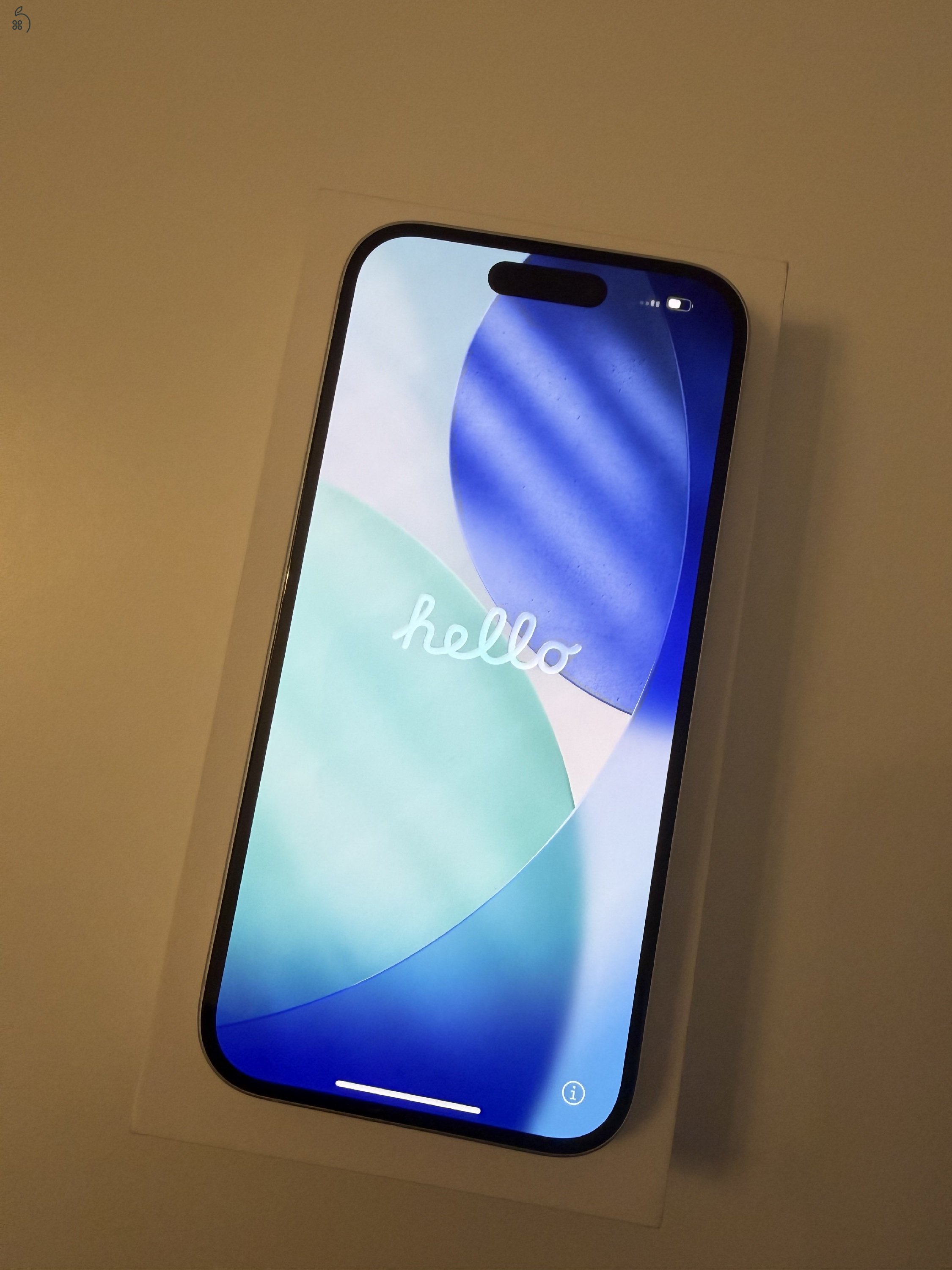 iPhone 16 | 128GB | Fehér | Karcmentes | 100% Akku