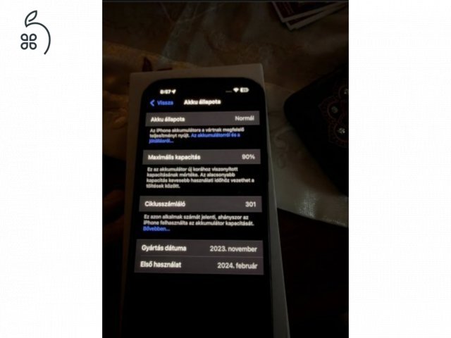 Eladó IPhone 15 Pro Max fekete titán