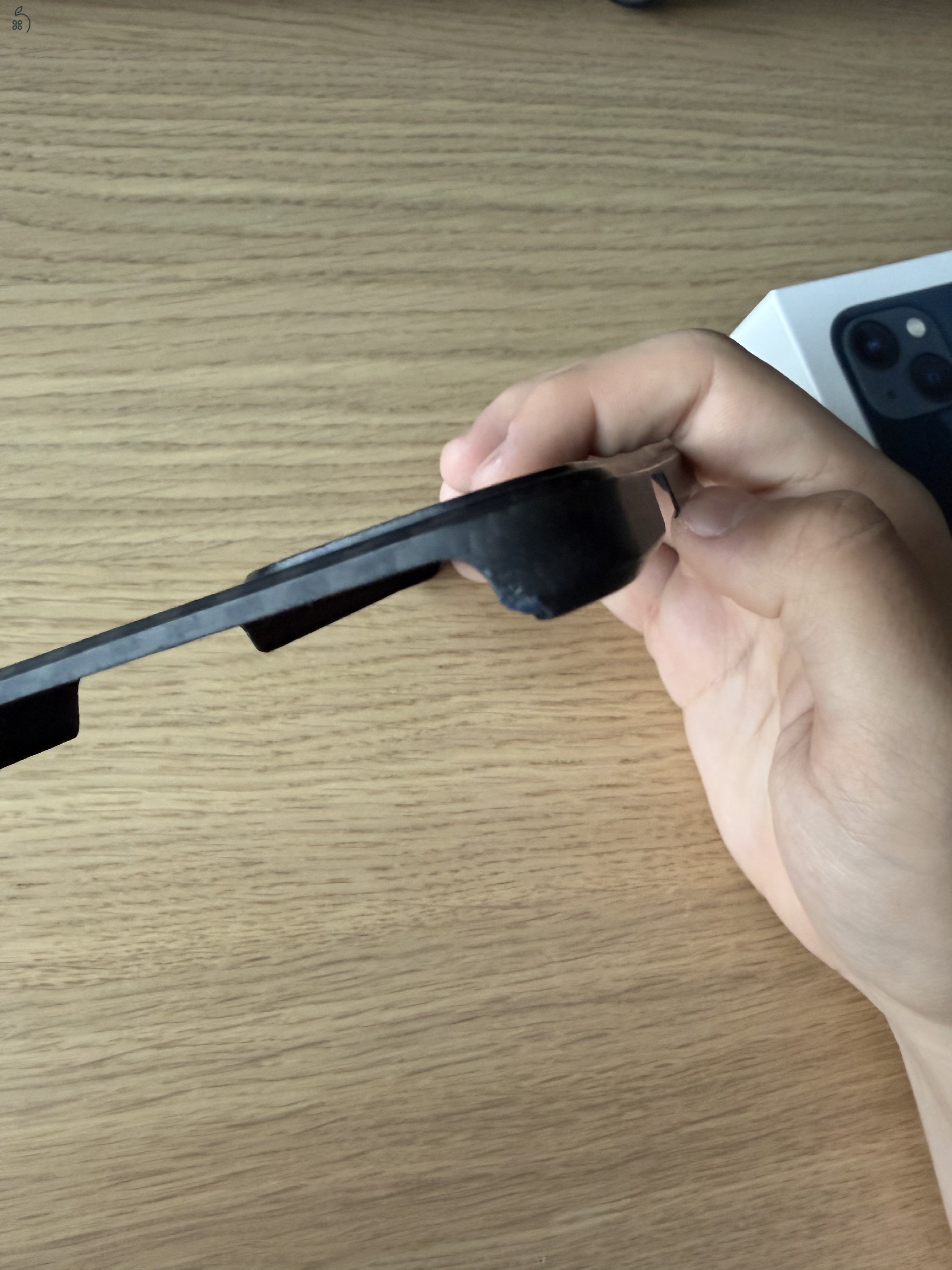 Eladó Iphone 13 Fekete színben