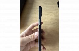 Eladó Iphone 13 Fekete színben