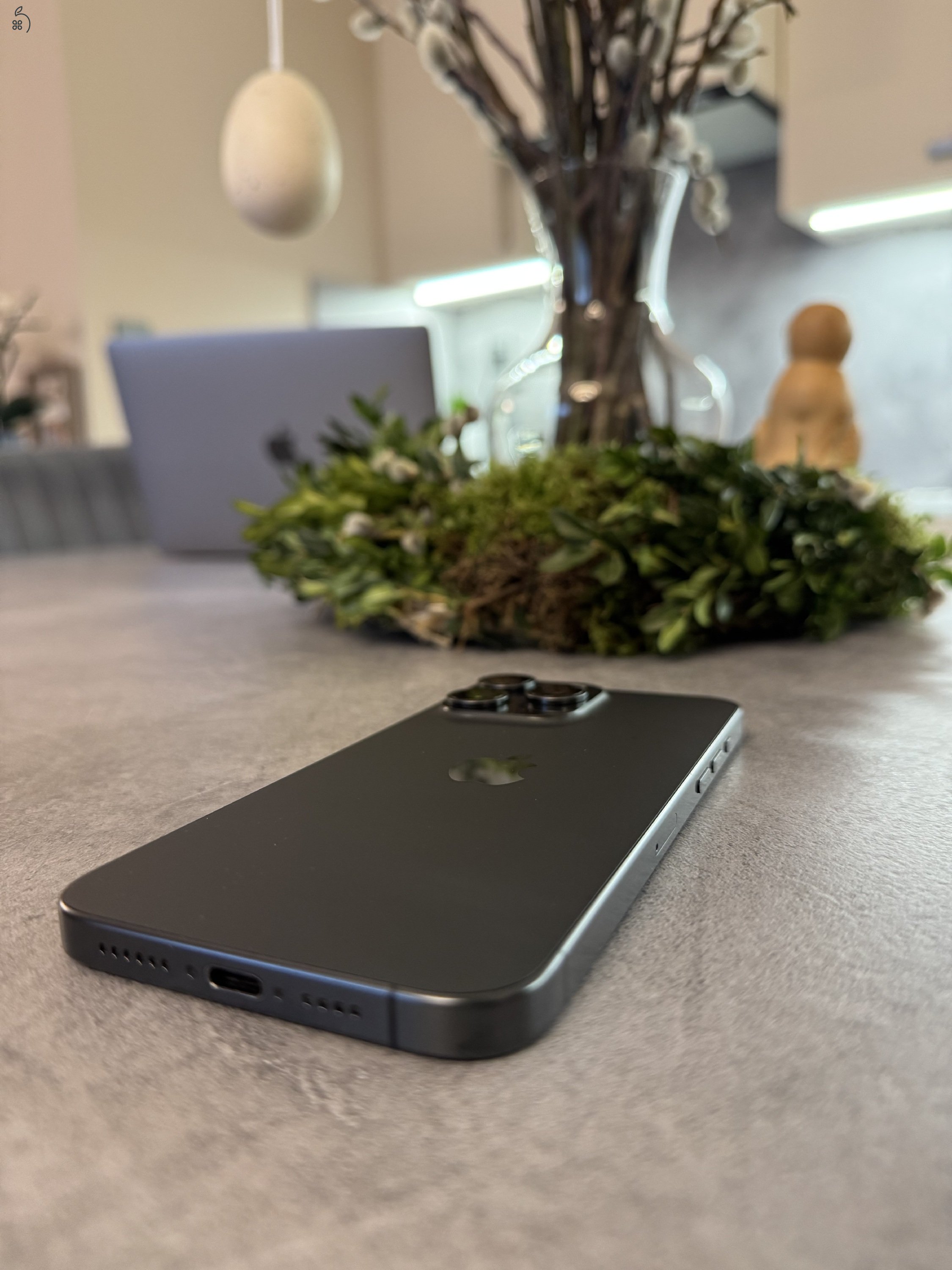 Újszerű iPhone 15 Pro Max