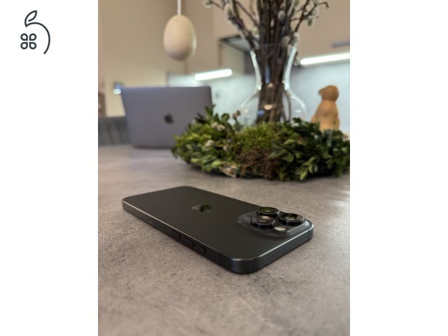 Újszerű iPhone 15 Pro Max