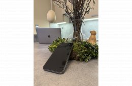 Újszerű iPhone 15 Pro Max