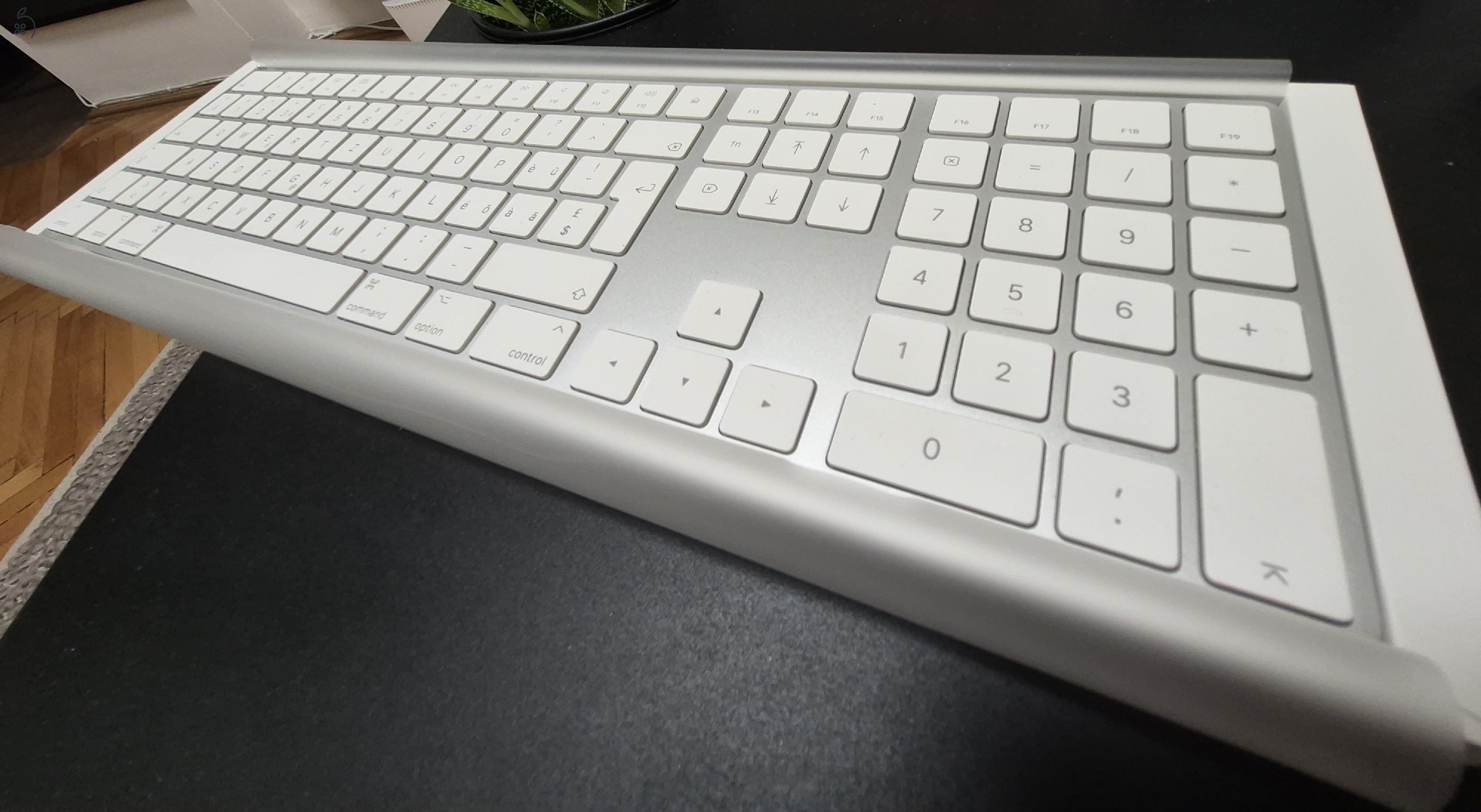 Apple Magic Keyboard „ABC Extended” / nemzetközi kiosztás vezeték nélküli billenytűzet eladó