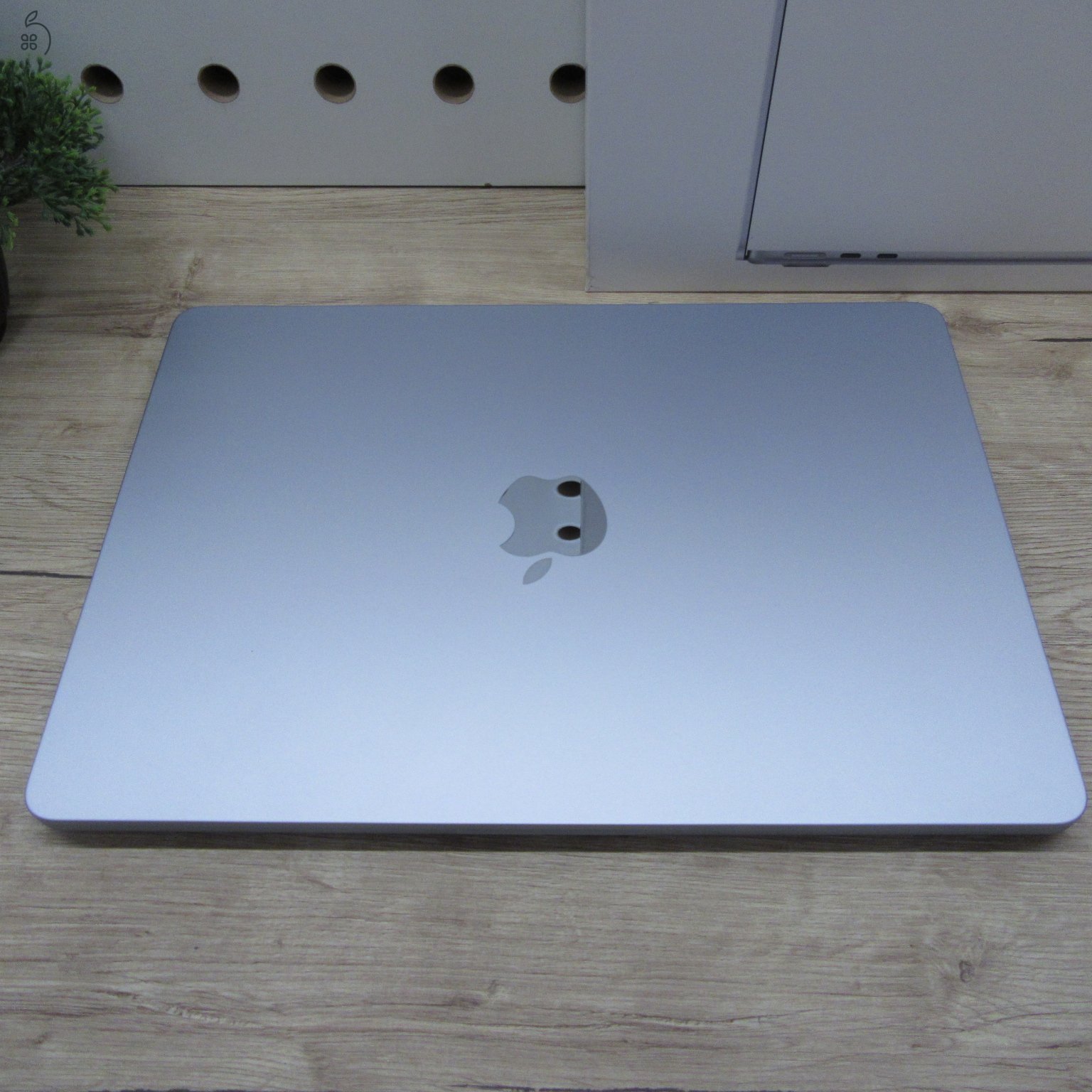 Apple MacBook Air 13 M4 (2025) 16GB/256GB karcmentes 100% akku 37 ciklus