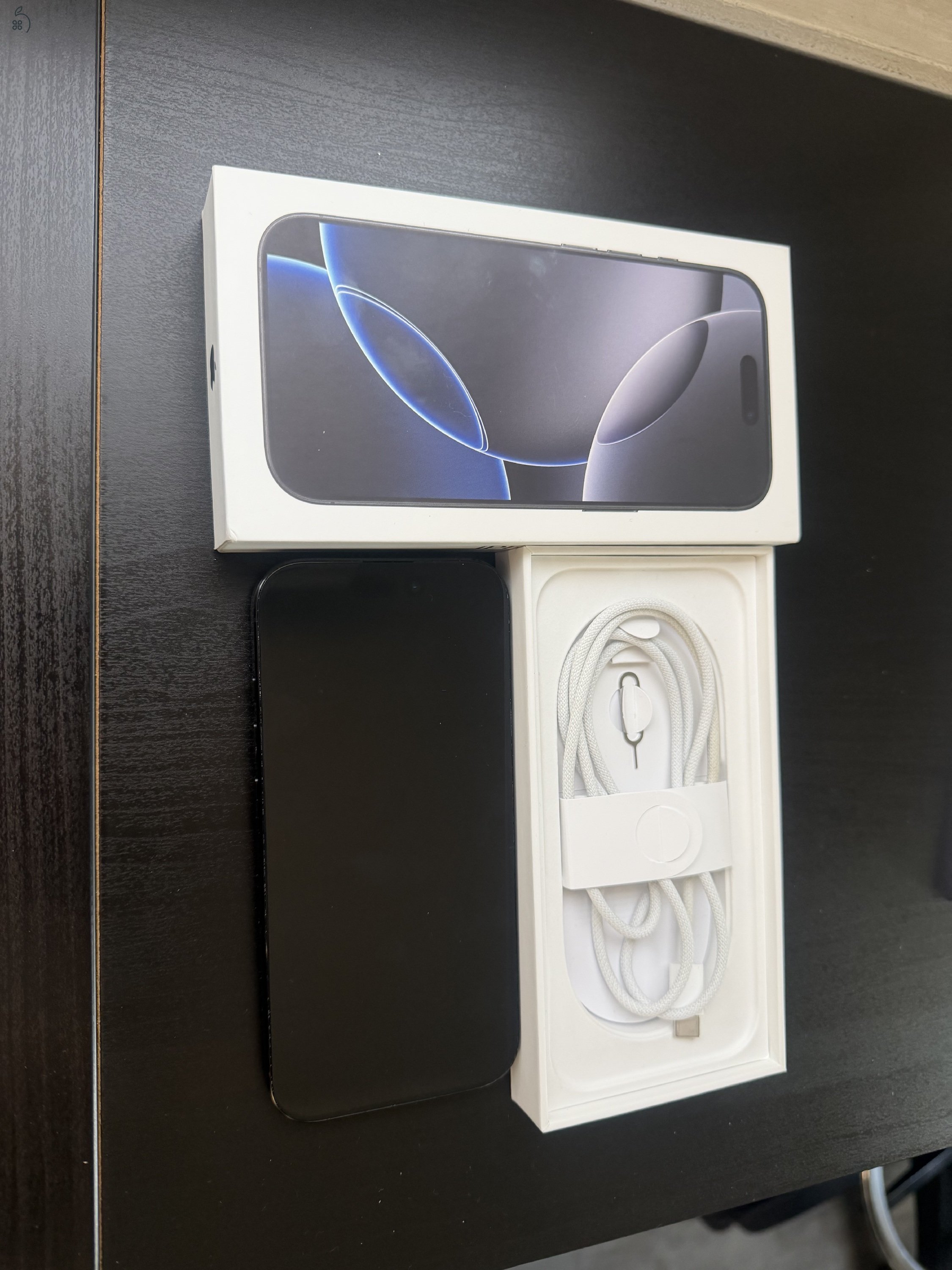 Apple Iphone 16 pro, 512 GB, 100% akksi